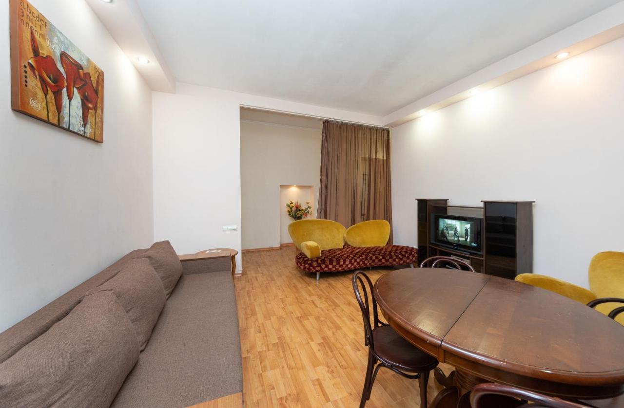Apartamenty Sofia Kiev Eksteriør bilde